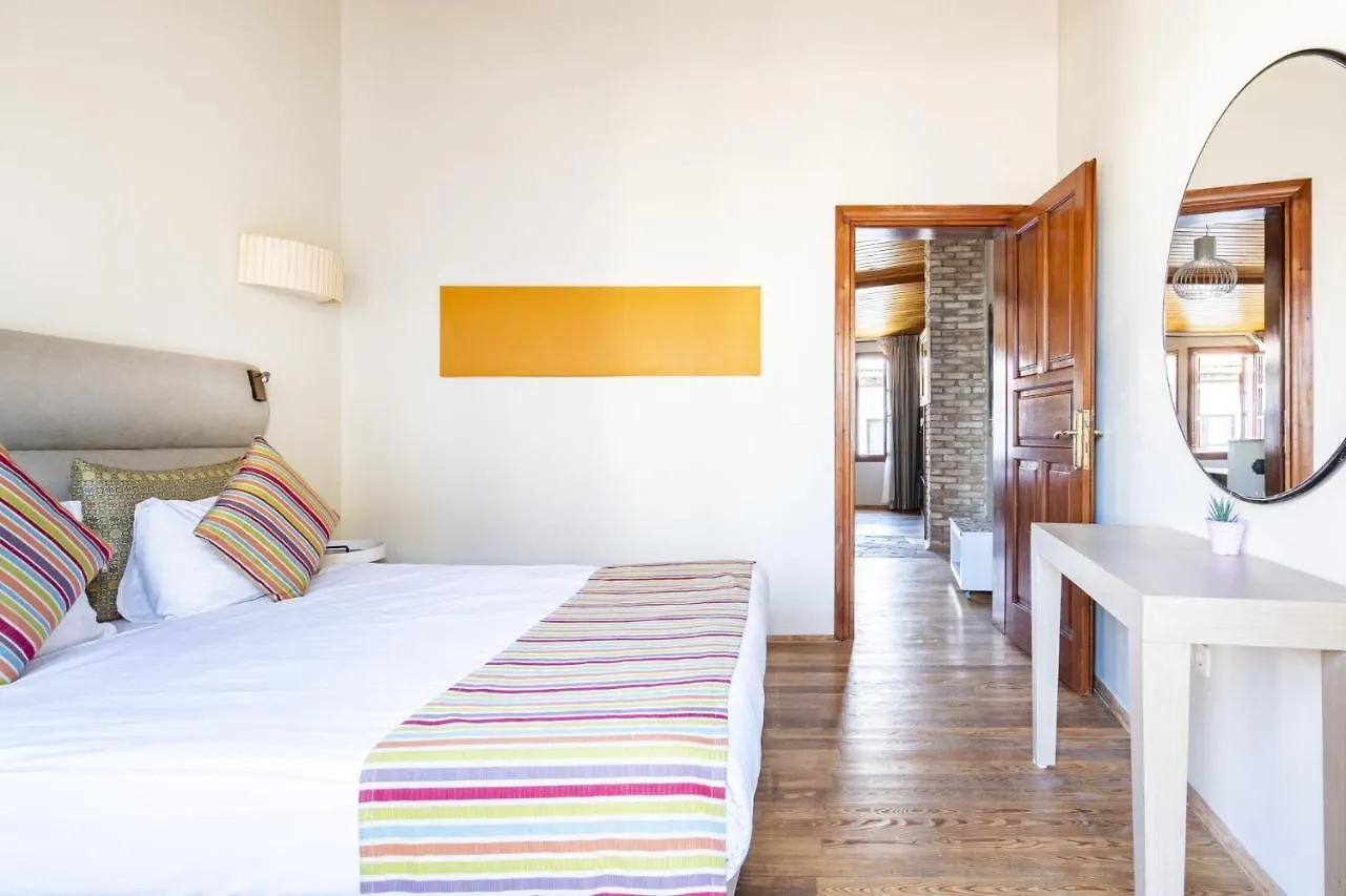 Mesmerizing Flat Near Hadrians Gate Villa Antalya